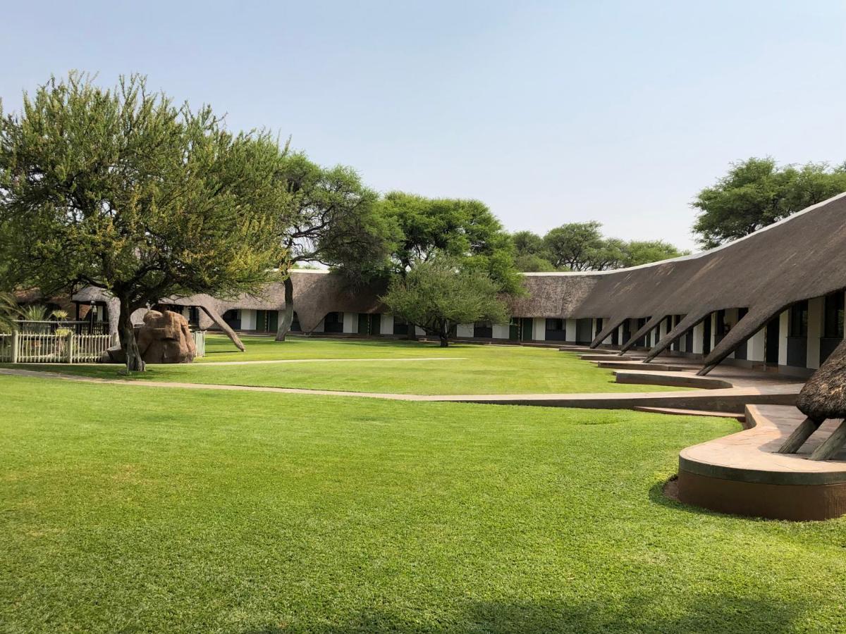 Okahandja Country Hotel Kültér fotó