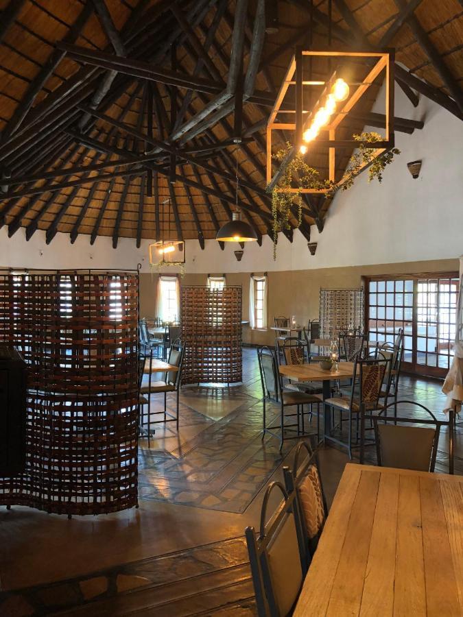 Okahandja Country Hotel Kültér fotó