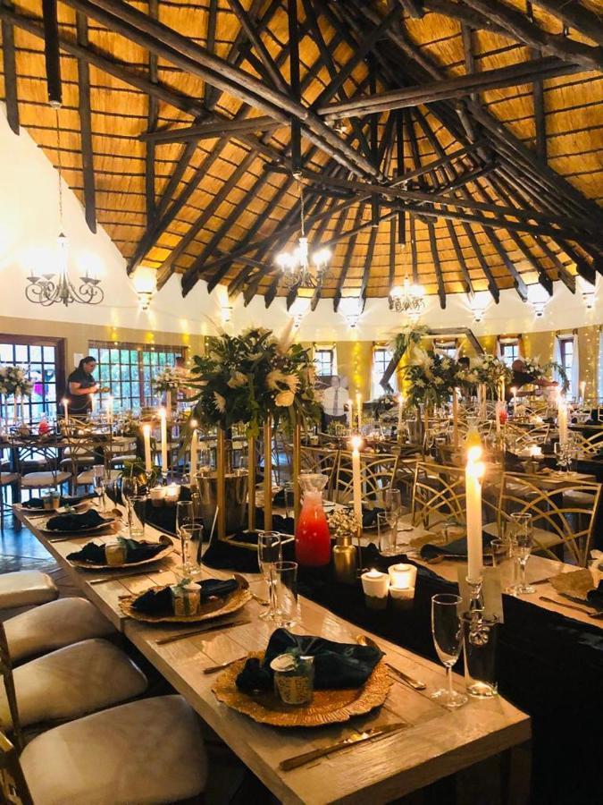 Okahandja Country Hotel Kültér fotó