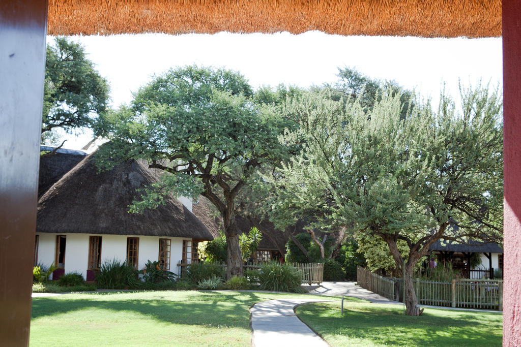 Okahandja Country Hotel Kültér fotó