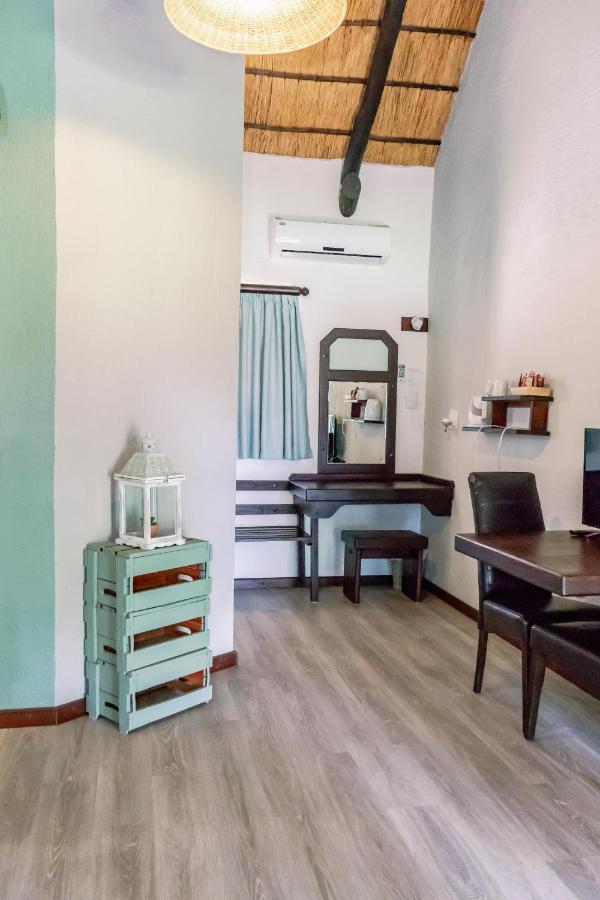 Okahandja Country Hotel Kültér fotó